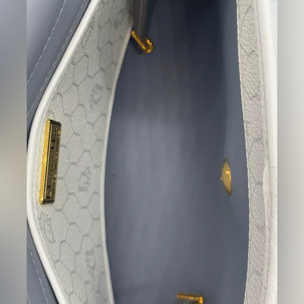 Auth Christian Dior Honeycomb Leather Gray Shoulder bag W/Box - Picture 13 of 15